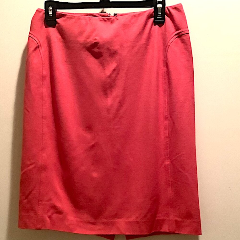 Talbots Classic salmon/coral pencil skirt with back slit, poly blend, size 4